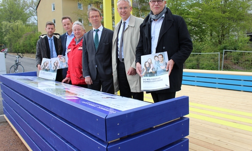 Der neue Infopoint am Nelkenweg gibt interessierten Besuchern einen Einblick in das neue Baugebiet der Stadt. Foto: Eva Sorembik