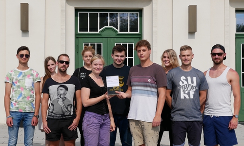 Darek Gebel , Antonia Piep, Sebastian Trumpp, Dinah Lichtwitz, Annette Schade (Serviceleiterin des Lessingtheaters), Torben Bauce, Arne Peukert, Daniela Rieken, Christian Lüders und Johannes Krull. Foto: Stadt Wolfenbüttel