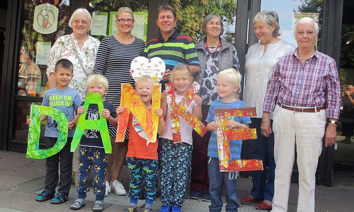 Die Kita-Kinder sagen „DANKE“. Foto: Stadt Wolfenbüttel