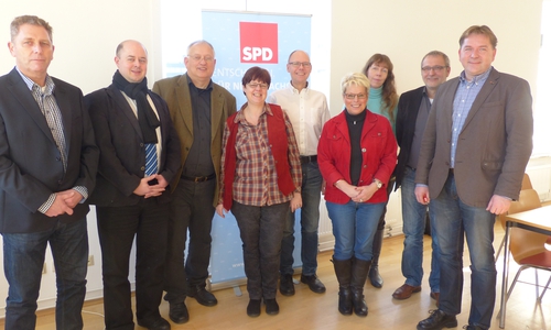 v.l.n.r. Ralf Göbecke, Boris Jülge, Gunter Wachholz, Sonja Brandes, Wolfgang Kuznik, Elke Bensch, Sigrid Herrmann, Hartwig Erb und Matthias Disterheft. Foto: AFA