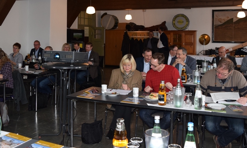 Rund 40 Vertreter niedersächsischer Städte und Gemeinden lauschen Vorträgen zu Kommunalrecht, Arbeitsschutz und E-Payment. Foto: Stadt Goslar 