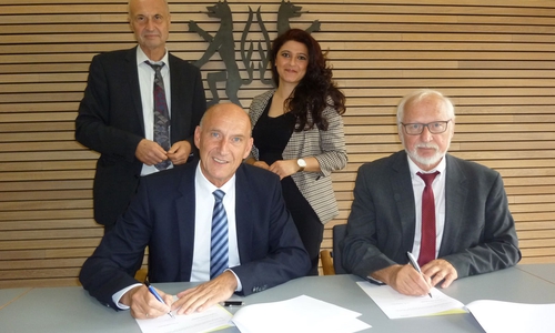v.l.: Dr. Detlef Buhmann, Franz Einhaus, Emine Öztürk, Horst Karrasch. Foto: Landkreis Peine