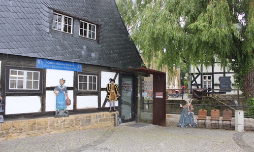 In und um Goslar gibt es auch an diesem Wochenende wieder einige Möglichkeiten, sich das Wochenende zu vertreiben. Wie wäre es mal mit einem Ausflug ins Zinnfigurenmuseum? Foto: Anke Donner 