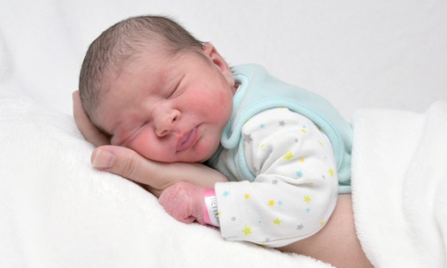 Willkommen, Lucy Hettkamp. Foto: babysmile24.de