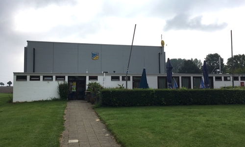 Sporthalle Schapen Foto: Alexander Dontscheff