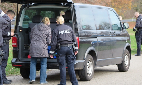 Rund 900 Autos wurden kontrolliert. Foto: Polizei