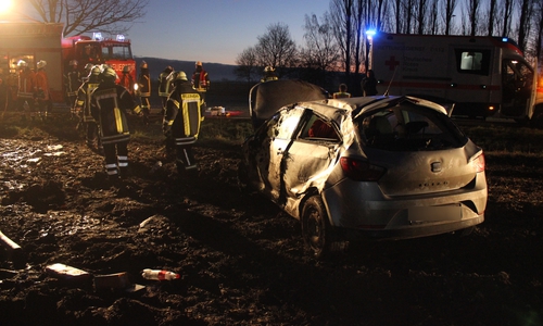 Wie durch ein Wunder blieb die Beifahrerin unverletzt.

Foto: Sebastian Haupt