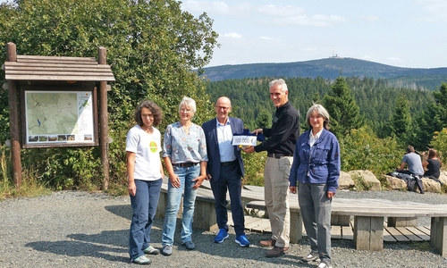 Nationalpark-Besucherzentrum TorfHaus. Mitte: Dr. Lutz Spandau. Foto: Nationalpark Harz