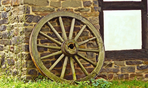 Schüler können an dem Aktionstag in das Landwirtschaftliche Leben aus früheren Zeiten eintauchen. Symbolbild: Pixabay