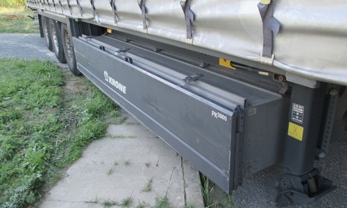 Erst mit Hilfe der Polizei bekam der Fahrer sein Gefährt wieder frei. Foto: Polizei