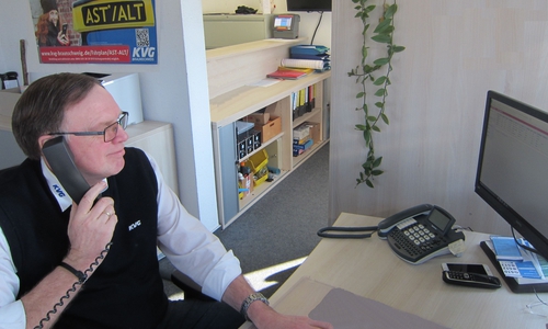 Bei der KVG kann telefonisch und digital bestellt werden.

Foto: KVG