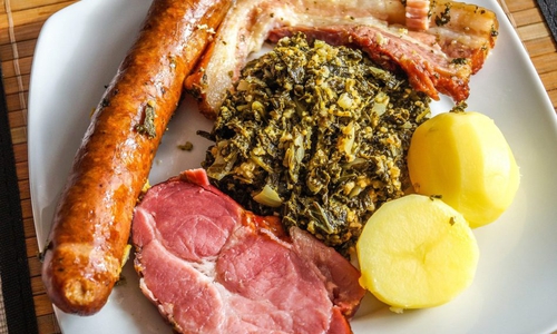 Braunkohl in diesem Jahr ein Luxusgut? Fotos: Pixabay