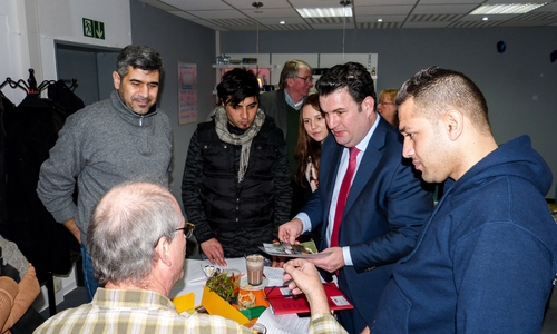 Hubertus Heil im Café Aller. Foto: Wahlkreisbüro Gifhorn
