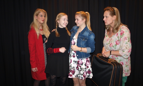 Wie gewohnt finden alle Aufführungen im Theatersaal des Schlosses Wolfenbüttel statt. Fotos: kleine bühne Wolfenbüttel