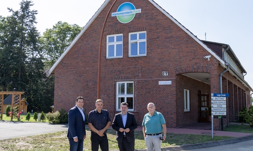 Die SPD-Abgeordneten informierten sich über aktuelle Entwicklungen im Hammersteinpark. Foto: SPD Gifhorn