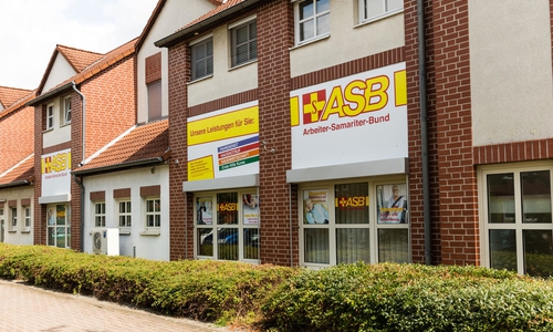 Der Kreisverband Gifhorn des Sozial Verbandes Deutschland (SoVD) arbeitet seit dem
1. Januar 2018 mit zwei Gliederungen des Arbeiter-Samariter-Bundes (ASB) im gesamten Landkreis Gifhorn zusammen.
Foto: Arbeiter-Samariter-Bund