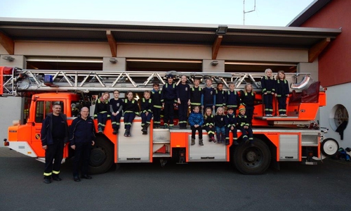Die Kinderfeuerwehr Watenbüttel stellt ihren Jahresbericht vor. Foto: Feuerwehr Watenbüttel