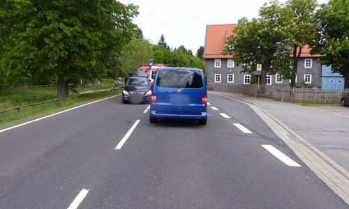 Drei Personen wurden bei dem Zusammenstoß verletzt. Foto: Polizei Oberharz