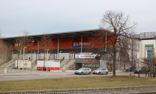 12.200 besuchten in der vergangenen Saison die EisArena zum Schlittschuhlaufen und tanzen auf dem Eis. Foto: Magdalena Sydow