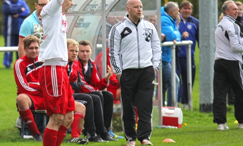 Wieder in rot und weiß: Lars Körner-Konsierke geht als Trainer zum SV Lauingen/Bornum. Foto: Frank Vollmer/Archiv