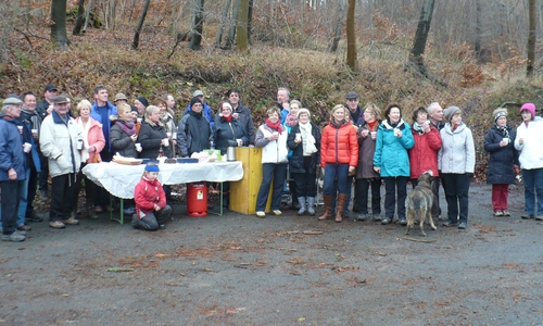 Die beiden Parteien würden seit Jahren eine gute Zusammenarbeit im Rat der Gemeinde Evessen führen und fänden es deshalb an der Zeit dies in gemeinschaftlichen Veranstaltungen zu zeigen. Foto: Irene Mutke