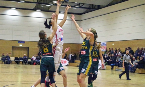 Kroatien gewinnt das Auftaktmatch deutlich gegen Litauen. Foto: Nick Wenkel
