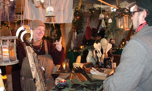 Stets am 3. Adventswochenende findet in Cramme der besinnliche Weihnachtsmarkt statt. Foto: Privat