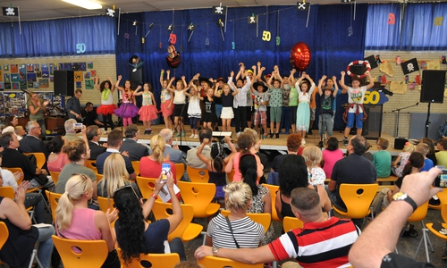 "Wir sind eine bunte Schule" . Foto: Stadt Wolfsburg