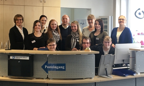 Die Azubis der H&D International Group arbeiten seit Oktober 2016 ehrenamtlich bei der Lebenshilfe. Foto: H&D 