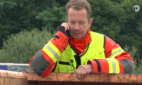Die Einsatzkräfte sind weiterhin vor Ort und koordinieren die Lage. Foto/Video: Aktuell24 (BM)
