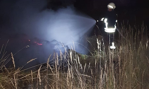 Die Feuerwehr konnte nach kurzer Suche einen brennenden Haufen Unrat lokalisieren. Foto: Feuerwehren der Samtgemeinde Velpke