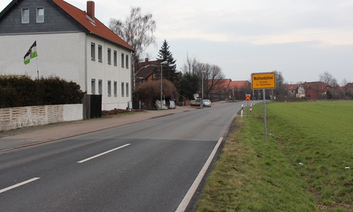 Raser am Ortseingang Groß Stöckheim. Symbolfoto: Max Förster