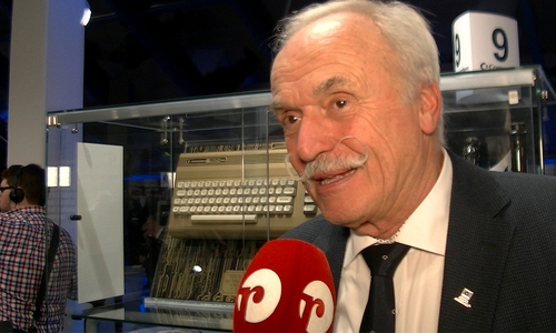 Hofft, dass viele Schulklassen die Commodore-Ausstellung besuchen: Unternehmer Helmut Streiff. Fotos und Video: André Ehlers