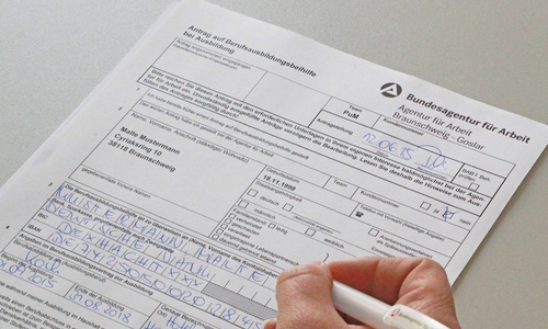Die Arbeitsagentur informiert zum Thema Finanzielle Hilfen in der Ausbildung. Foto: Finanzielle Hilfen der Arbeitsagentur