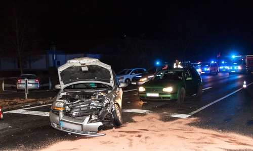 Der Unfall forderte zwei Verletzte. Fotos (2): Rudolf Karliczek