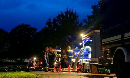 Auch in der Nacht wird gearbeitet. Foto: THW Peine