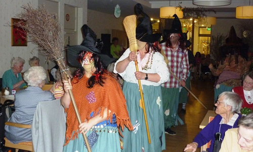 Die Zellbach-Hexen sorgten für gute Stimmung. Foto: Timo Pischke