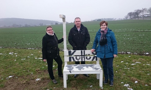 In Groß und Klein Denkte gibt es nun Mitfahrbänke. Foto:Susanne Fricke