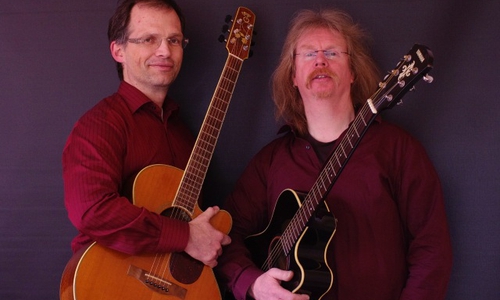 J. Hirschler und P. Wieboldt leiten musikalisch durch den Abend zum Thema „Abschied und Tod“. Foto: Hospizarbeit Goslar