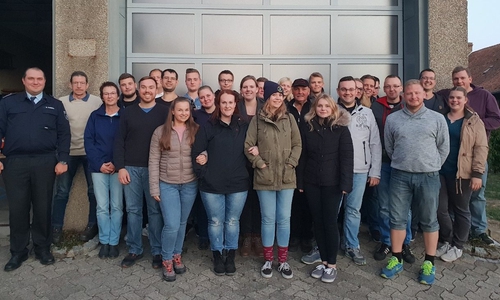 Gruppenfoto der Teilnehmer aus den verschiedenen Jugendfeuerwehren der Gemeinde Lehre. Foto: Gemeinde Lehre