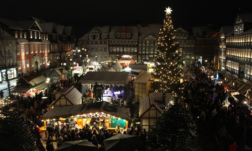 Der Weihnachtsmarkt findet in diesem Jahr nicht nur auf dem Stadtmarkt statt.