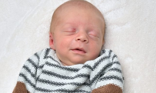 Willkommen, Hannes Hötling. Foto: babysmile24.de