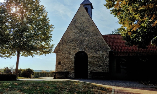 Der Schein trügt... Die Kapelle in Schapen soll von innen sehr verschmutzt gewesen sein. Foto: Alexander Panknin