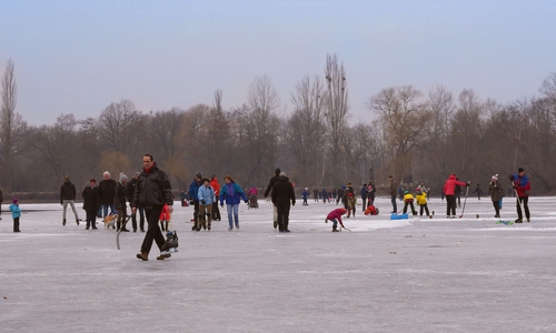 Bis man in Riddagshausen eislaufen kann, dauert es wohl noch ein wenig. Symbolfoto: Archiv