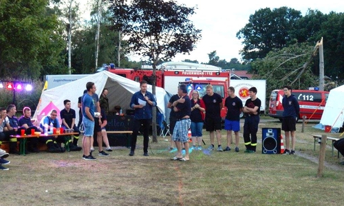 Rund 120 Jugendliche nahmen am Feriencamp der Jugendfeuerwehr teil. Fotos: Jugendfeuerwehr Braunschweig