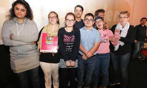 Die erfolgreichen Schülerinnen und Schülern der Peter-Räuber-Schule: Celine Acker, Laura Heinke, Fynn Lehmann, Oliver Lützow, Lea-Sabrina Schade, Franziska Tannenberg, Aliana Wegener. Foto: Königsworth Medienbüro