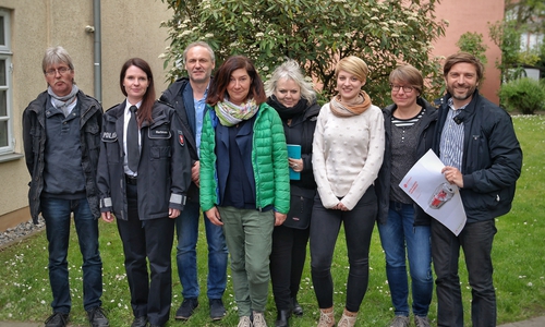 Die Präventionskraft Carsten Feilhaber (Erster von recht) des Lukas Werkes und gleichzeitig Sprecher der Fachgruppe verlässt Wolfenbüttel. Seine Nachfolge übernimmt Lotta Nissen (Dritte von rechts). Foto: Lukas-Werk Gesundheitsdienste Wolfenbüttel