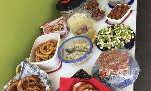 Die Eltern sorgten für ein reiches Buffet.

Foto: Kita Dungelbeck