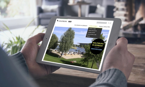 Das grundlegend überarbeitete Angebot ist ab sofort unter living-in-wolfsburg.com zu finden. Foto: Wolfsburg Wirtschaft und Marketing GmbH