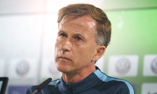 Hat großes Vertrauen und blickt nach vorne: Andries Jonker. Foto: Agentur Hübner